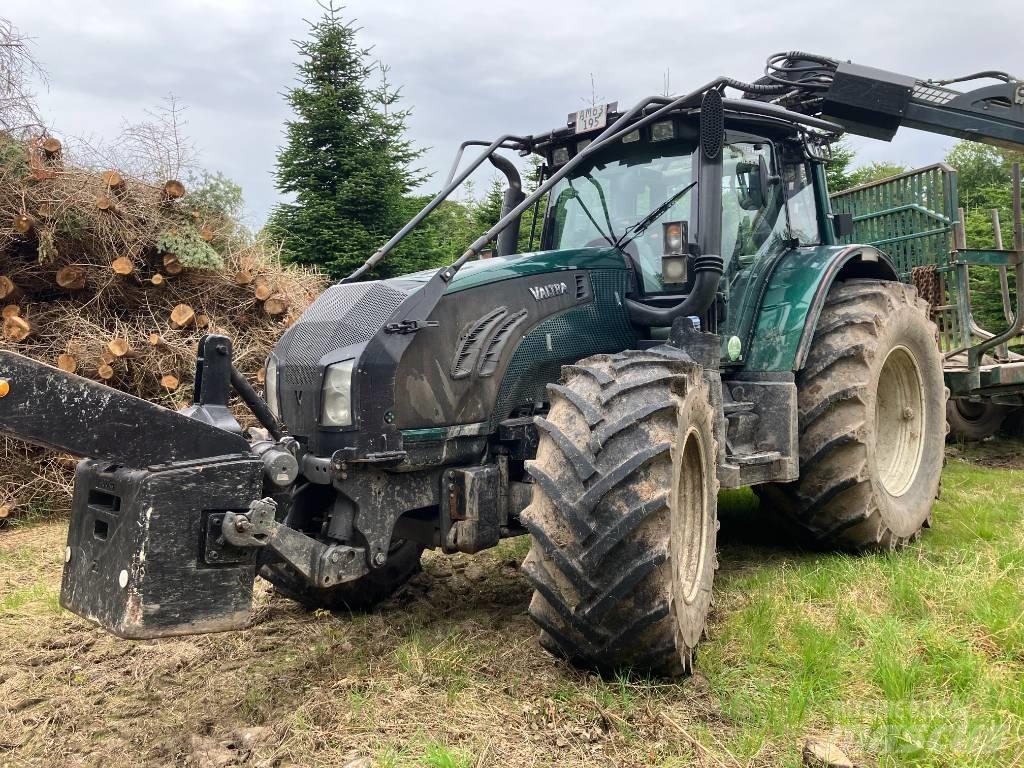 Valtra T 213 V Tractores florestais