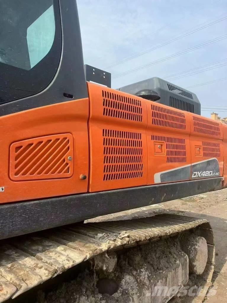 Doosan DX420LC Escavadeiras de esteiras