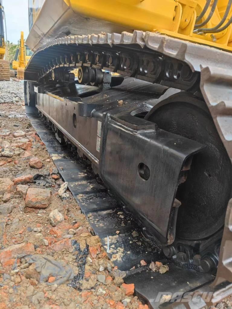 Komatsu PC 200-8 Escavadeiras de esteiras