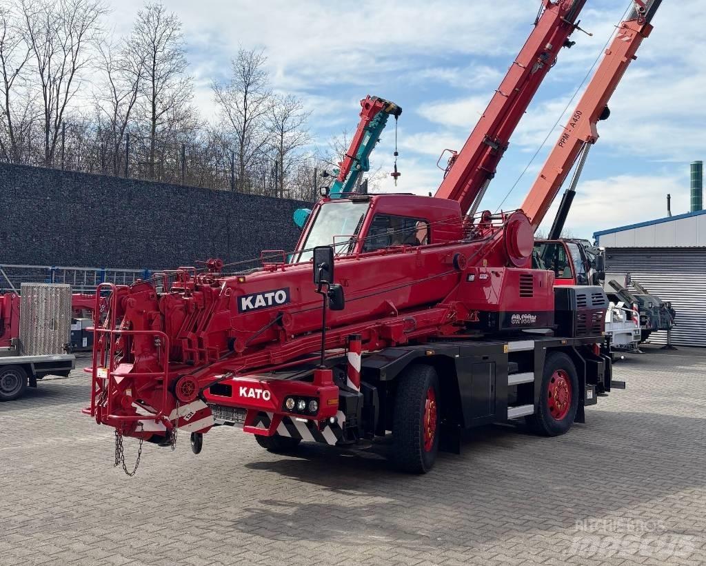 Kato CR-130Rf Gruas Todo terreno