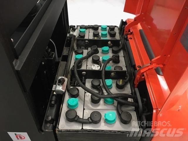 Toyota OSE 100 W Preparadoras de encomendas de baixa elevação