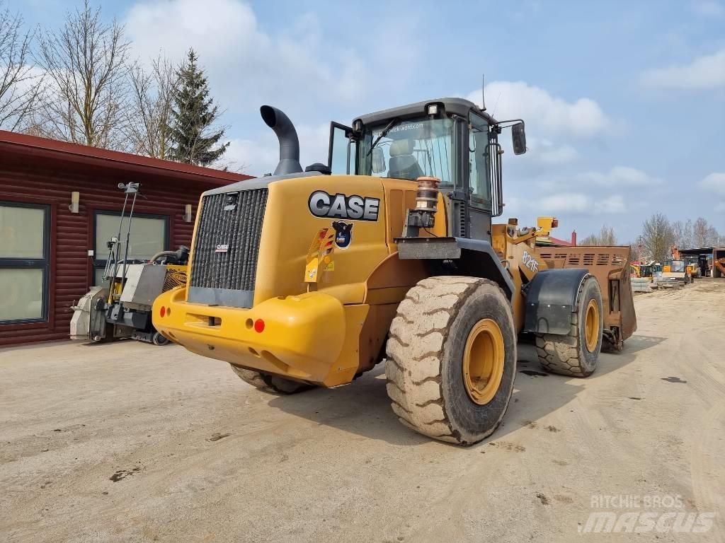 CASE 821 FXR Carregadeiras de rodas