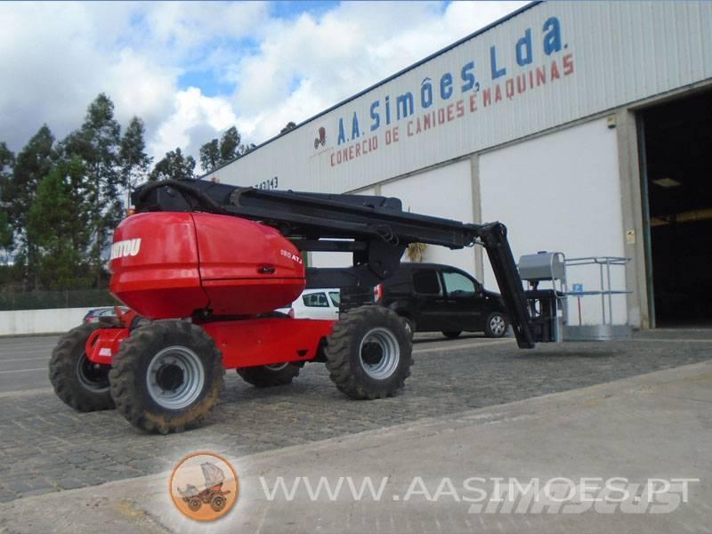 Manitou 180 ATJ E3 Elevadores braços articulados