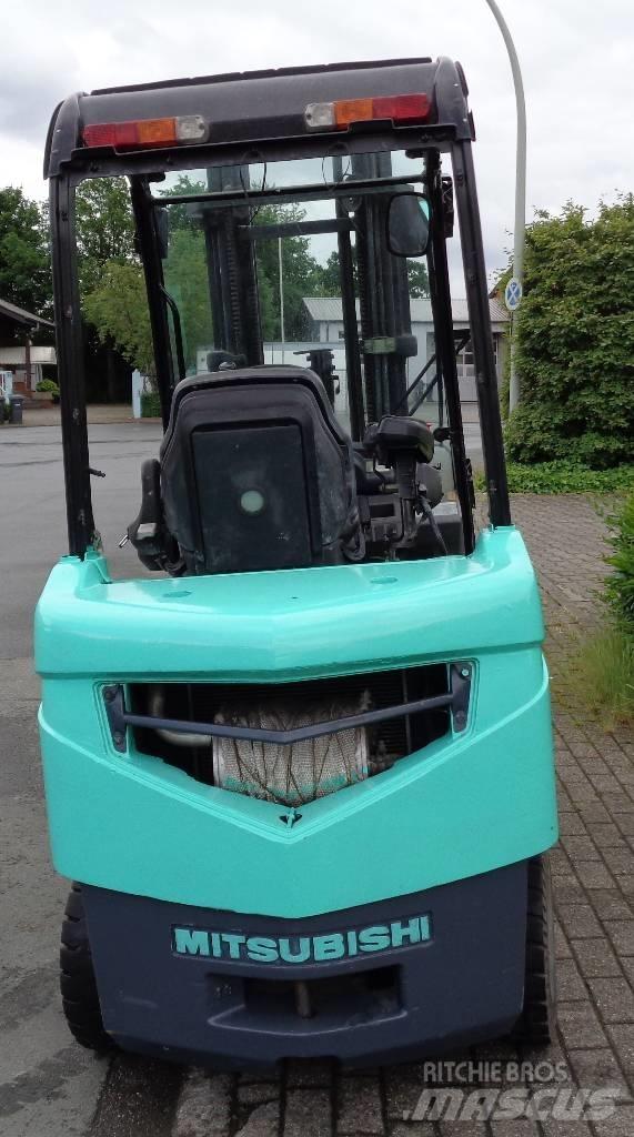 Mitsubishi FD 18 N Empilhadores Diesel