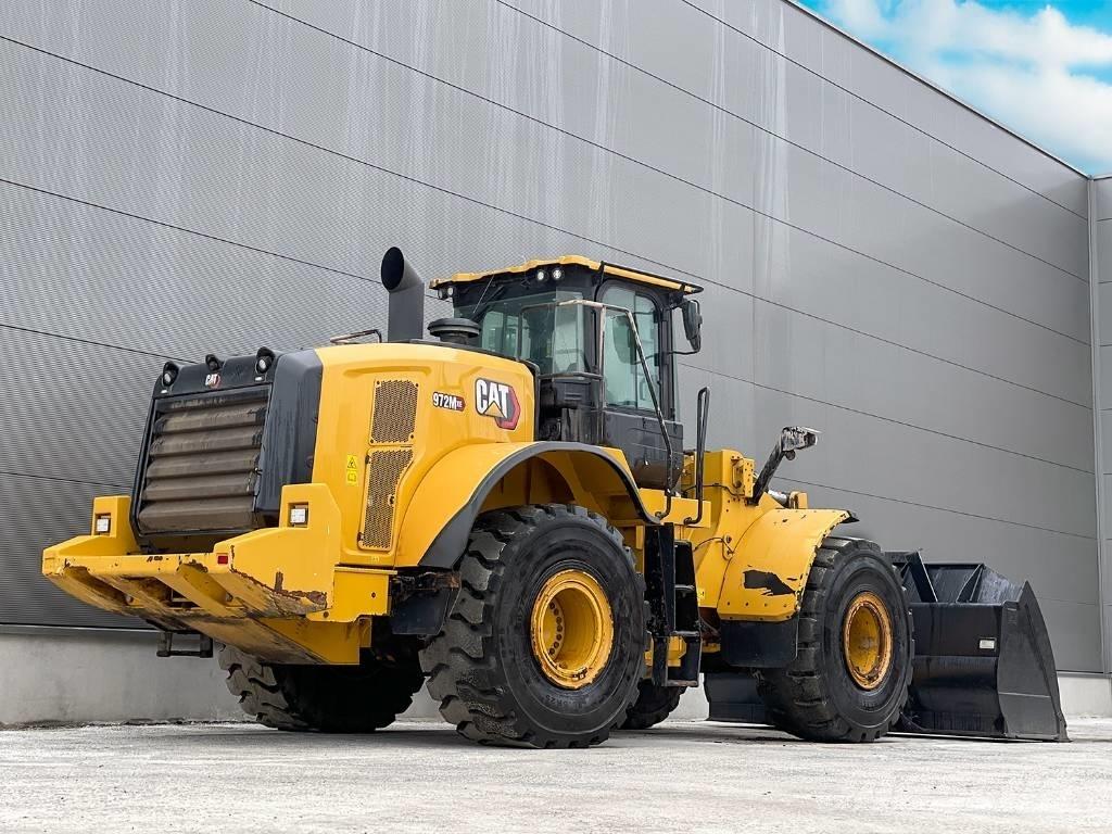 CAT 972M Carregadeiras de rodas