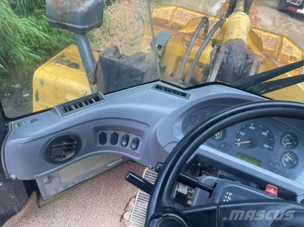 Komatsu WA 380-6 Carregadeiras de rodas