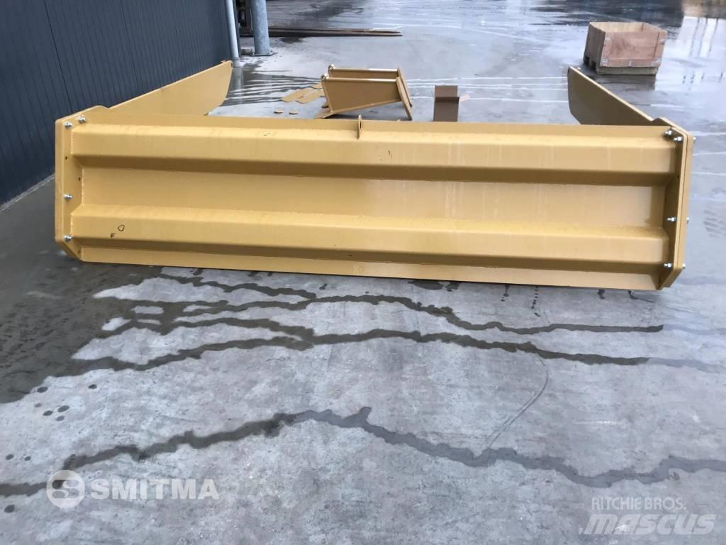 Volvo A25E Portas traseiras