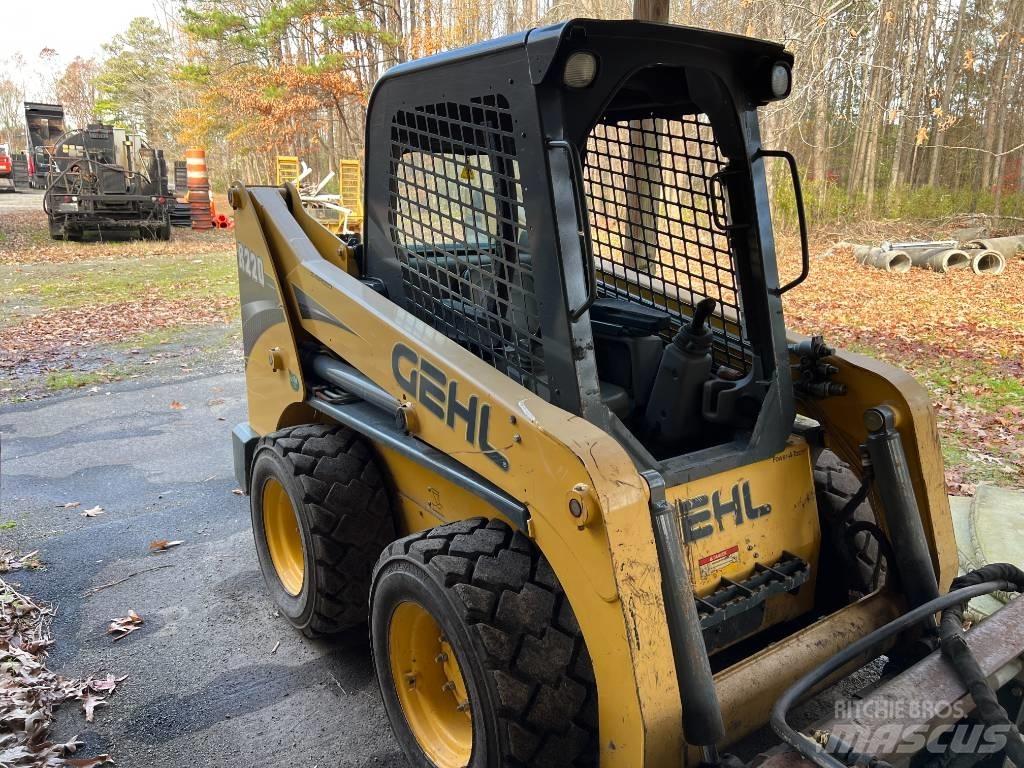 Gehl R 220 Minicarregadeiras