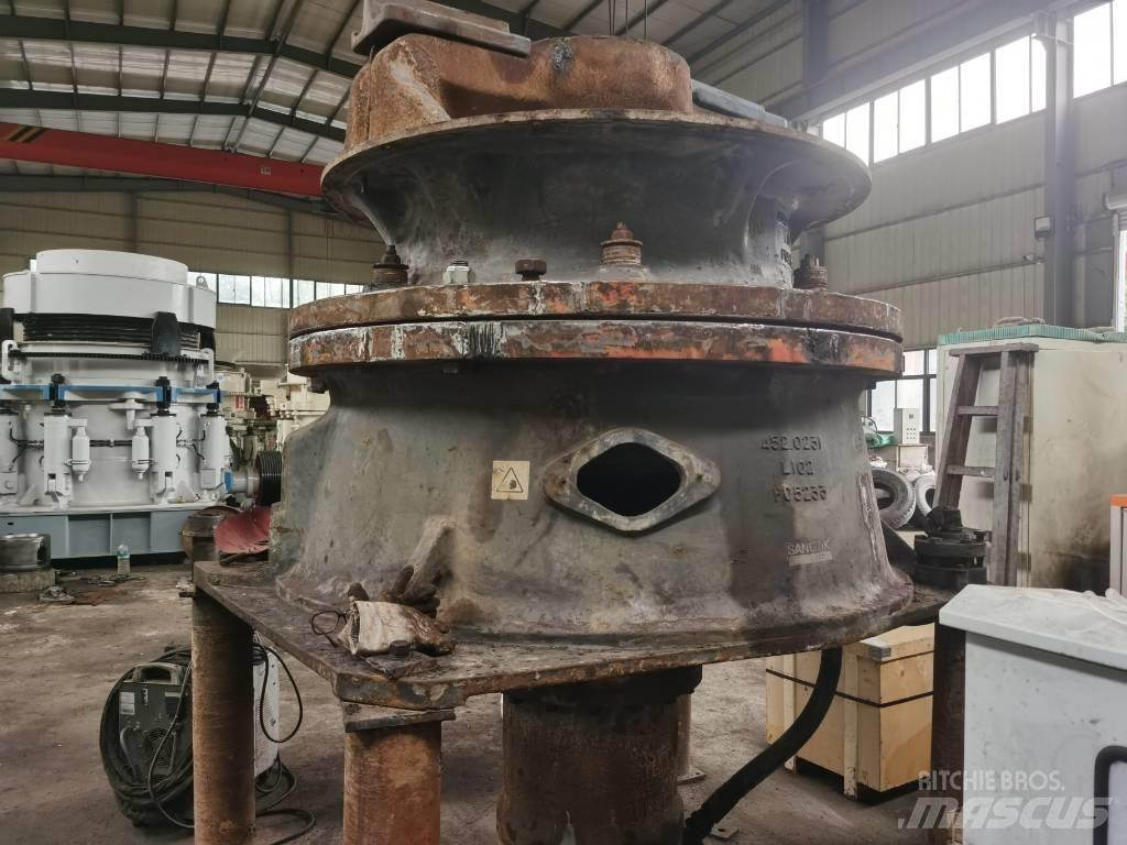 Sandvik CH 440 Britadeiras