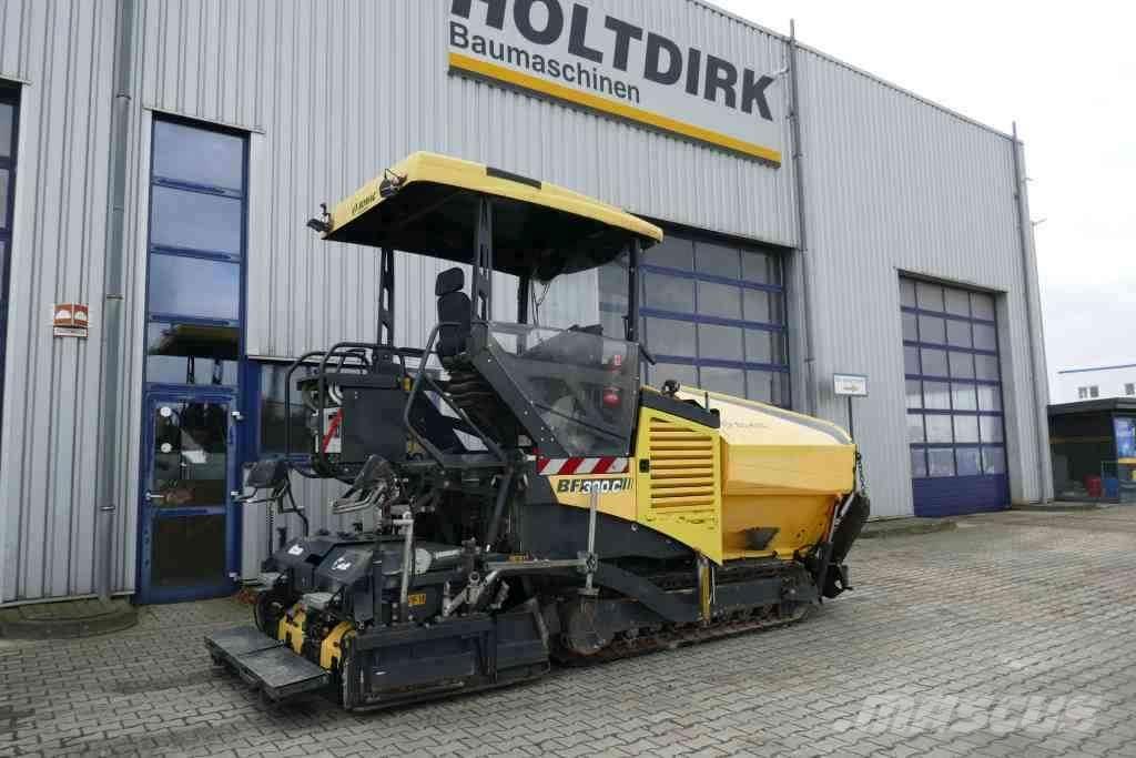 Bomag BF 300 C Máquinas de asfaltar pequenas