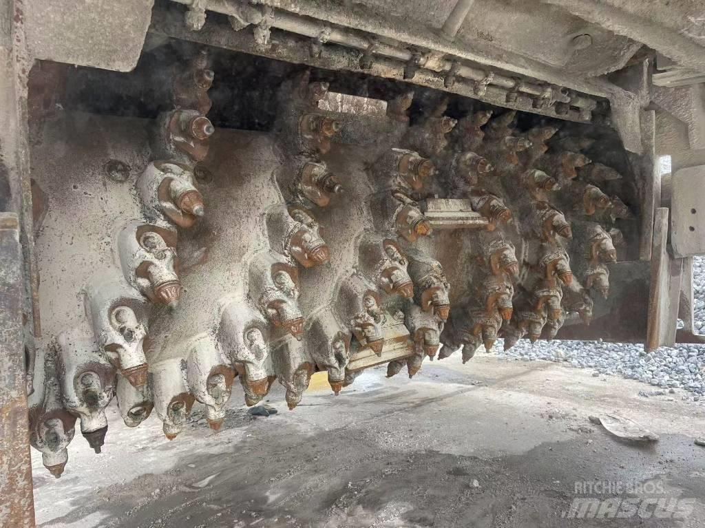 Wirtgen W2000 Moinhos de asfalto a frio