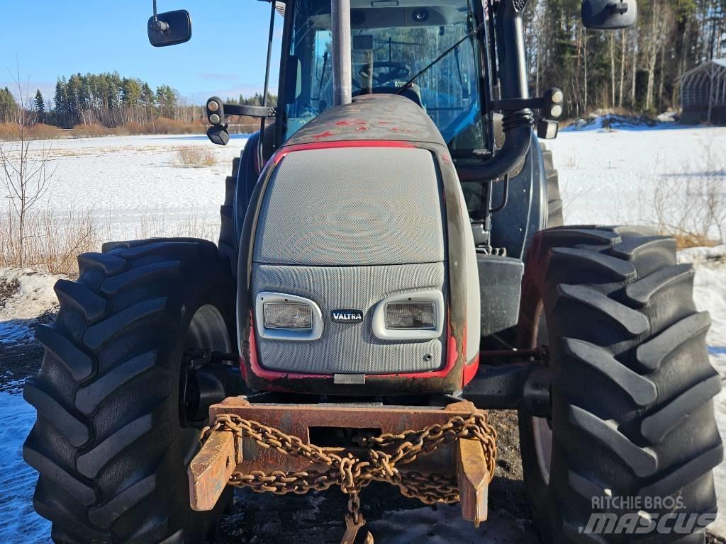 Valtra T 170 Tratores Agrícolas usados