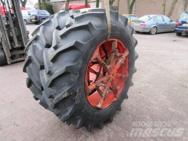 Taurus 16.9/34 Pneus Agrícolas