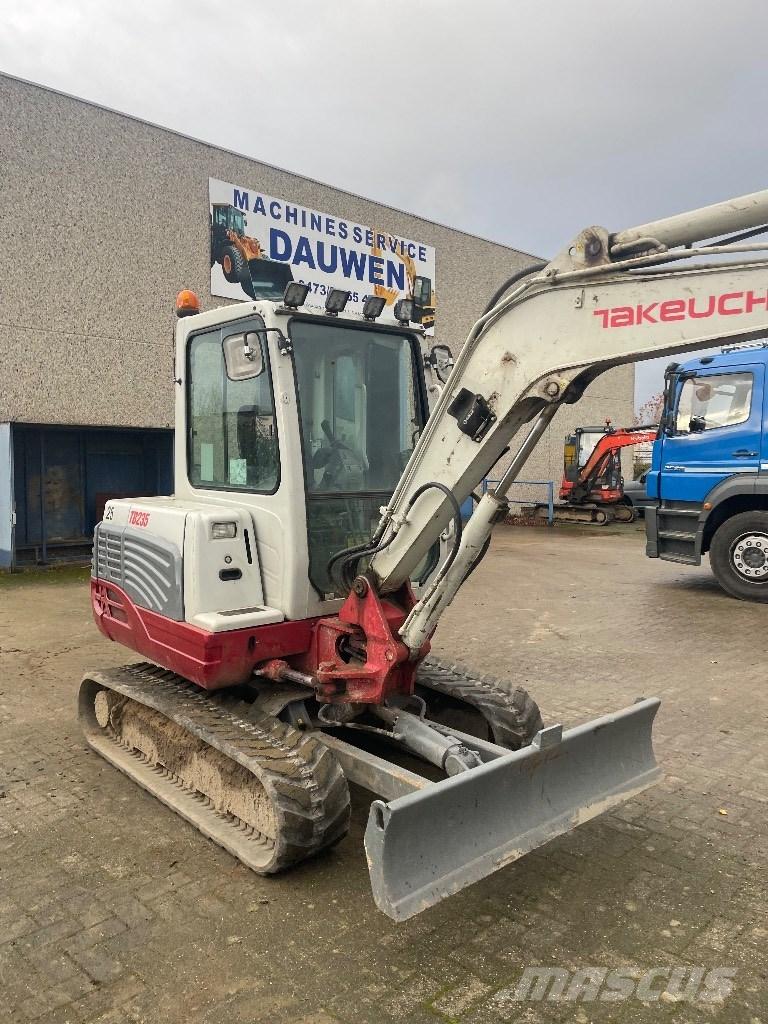 Takeuchi Tb235 Miniescavadeiras