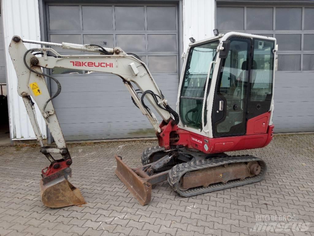 Takeuchi TB 230 Miniescavadeiras