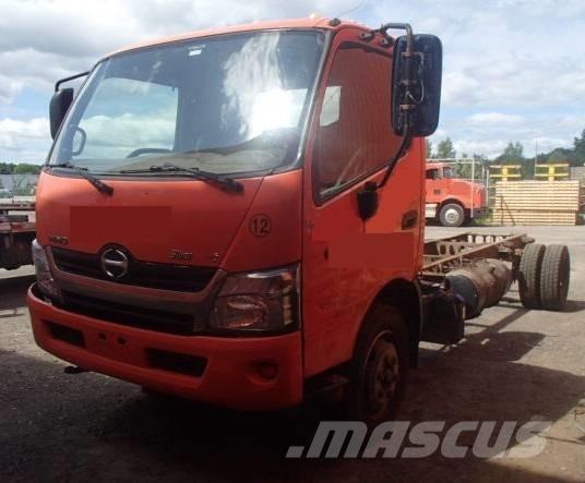 Hino 195 Camiões de chassis e cabine