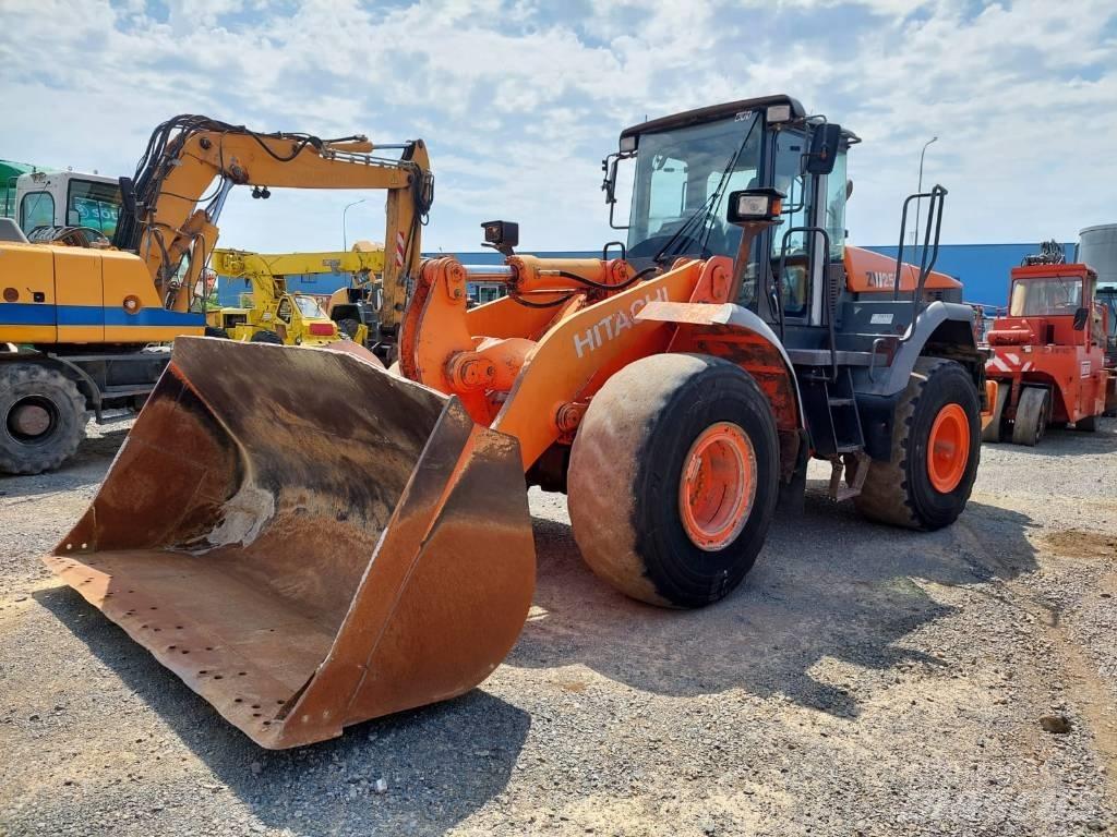 Hitachi ZW250 Carregadeiras de rodas