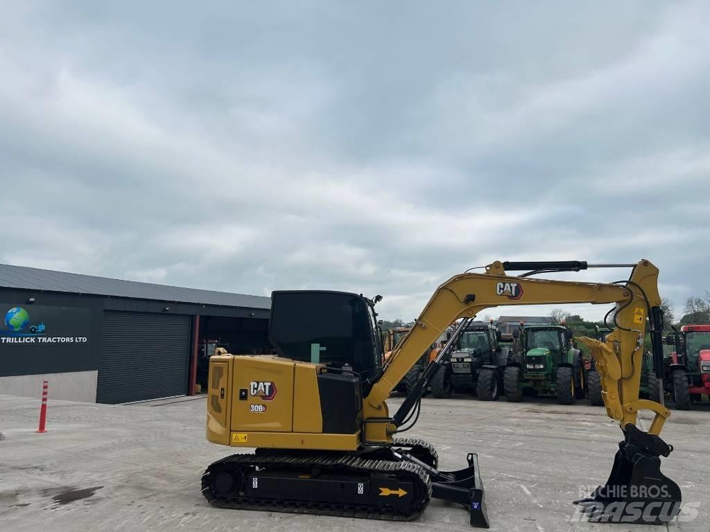 CAT 306 Miniescavadeiras