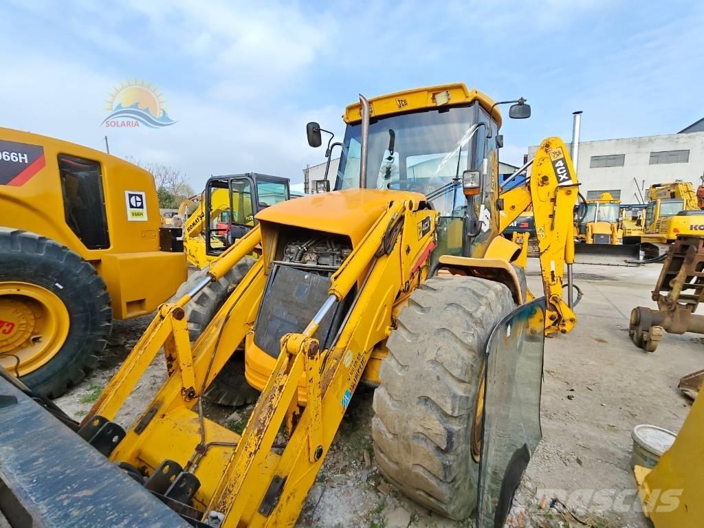 JCB 4CX Retroescavadeiras