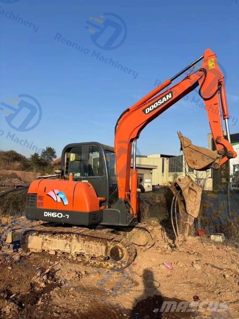 Doosan DH 60 Escavadeiras de esteiras