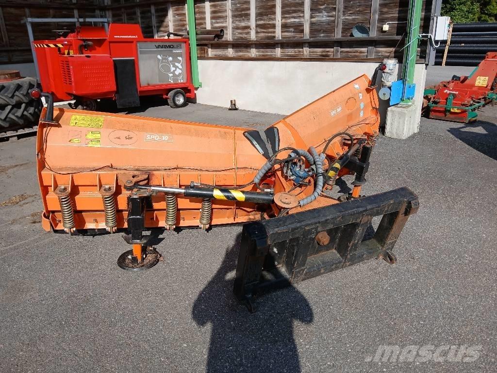 Pronar SPO-300 Lâminas de neve e arados