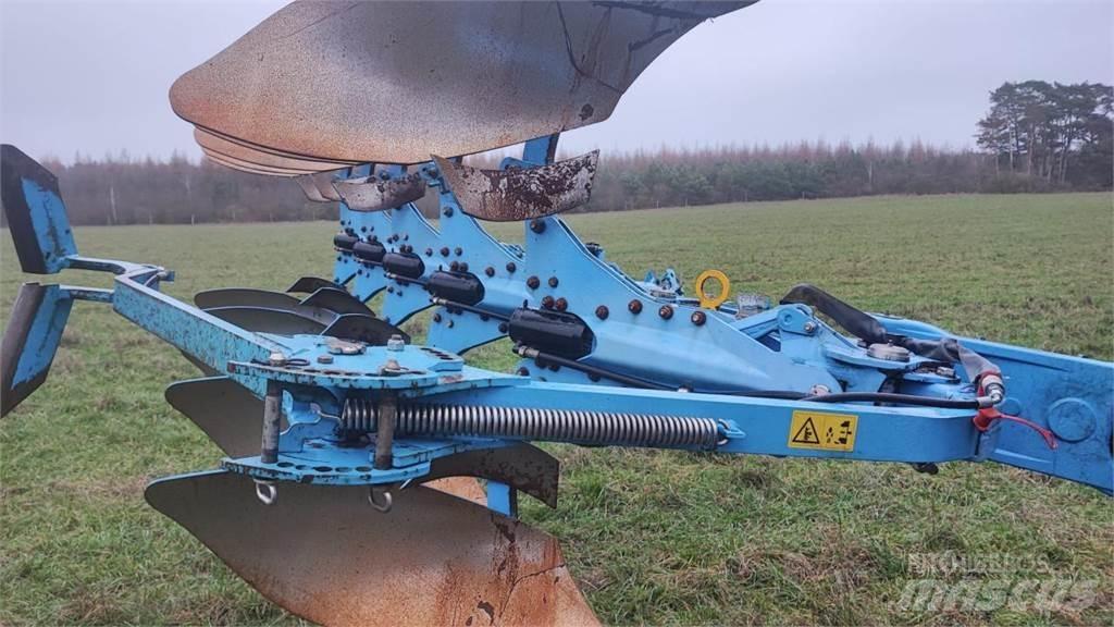 Lemken Juwel 7 M Charruas reversíveis