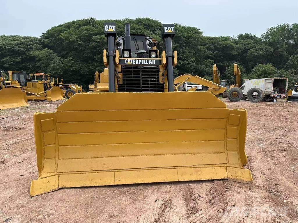 CAT D 8 R Dozers - Tratores rastos