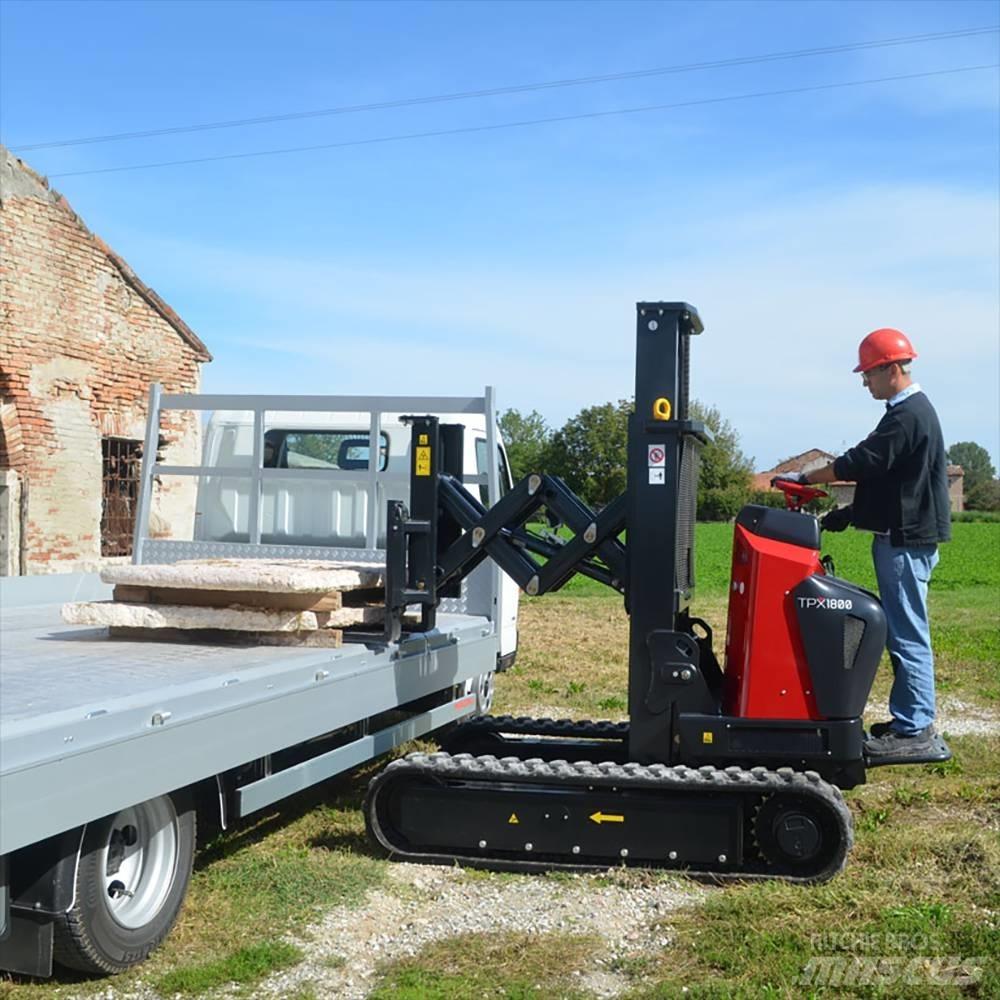 Hinowa TPX 1800 Empilhador para operador externo