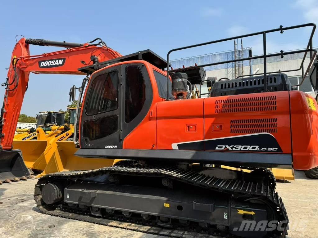 Doosan DX 300 LCA Escavadeiras de esteiras