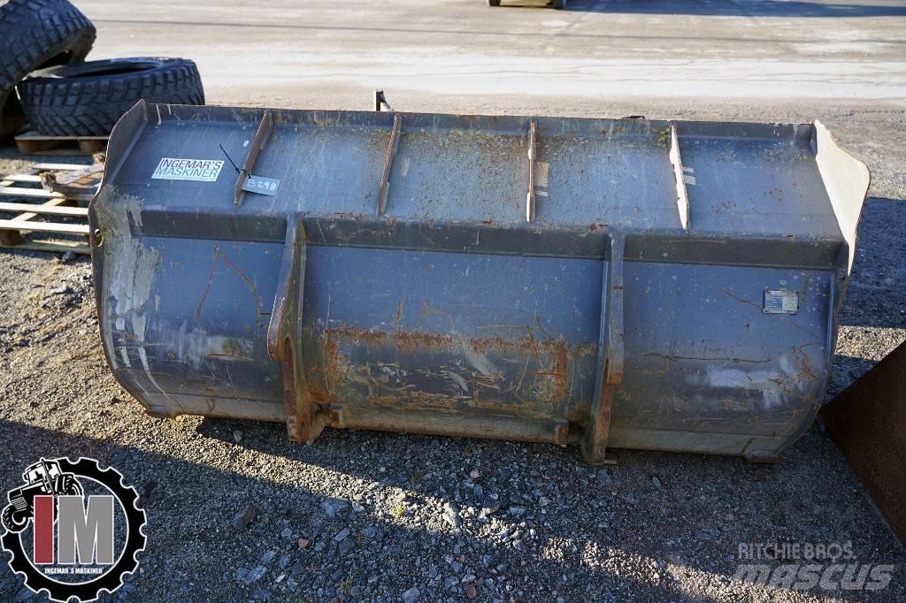 Volvo L30 Skopa Baldes