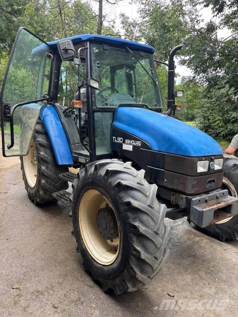 New Holland TL 90 Tratores Agrícolas usados