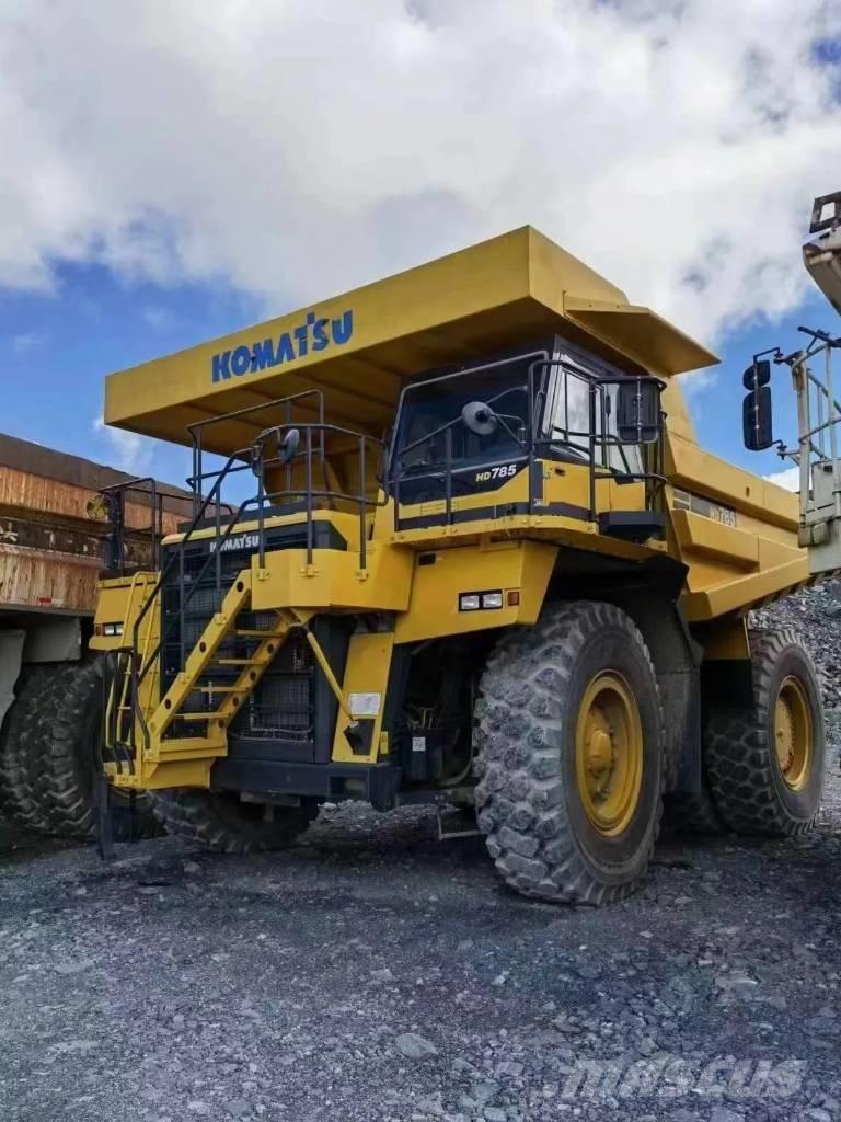 Komatsu HD 785-7 Camiőes basculantes rígidos