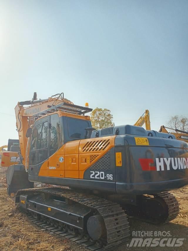 Hyundai R220-9 Escavadeiras de esteiras