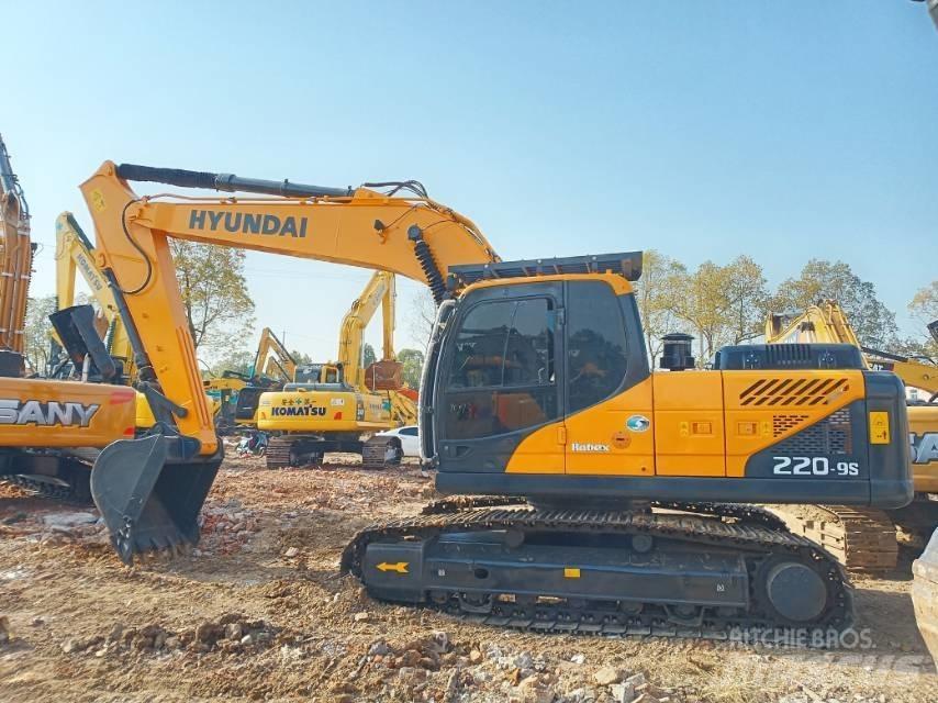 Hyundai R220-9 Escavadeiras de esteiras