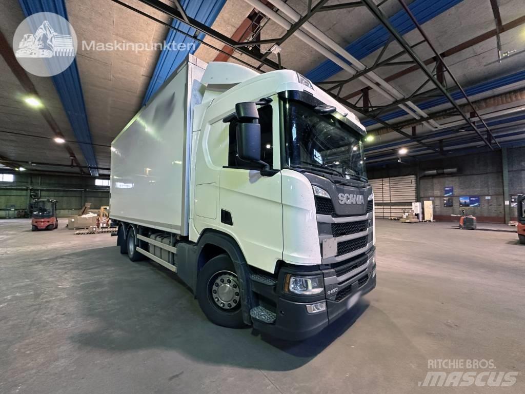 Scania R 450 Caminhões de caixa fechada
