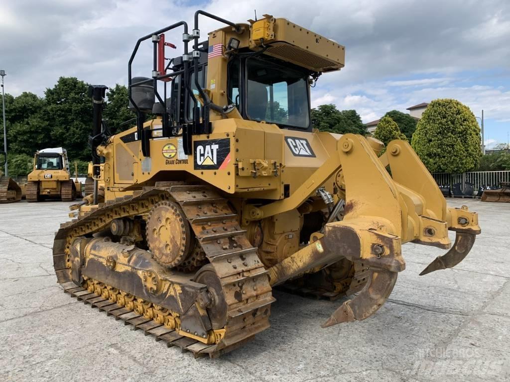 CAT D 6 T XLVP Dozers - Tratores rastos