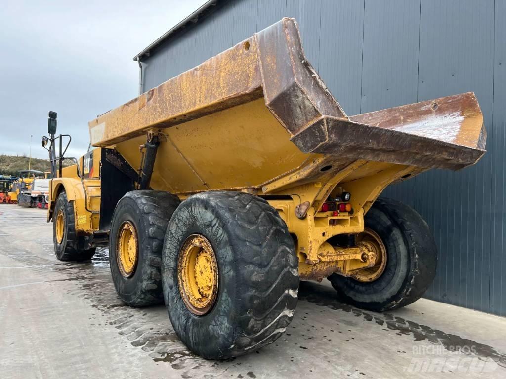 CAT 735B Caminhões articulados