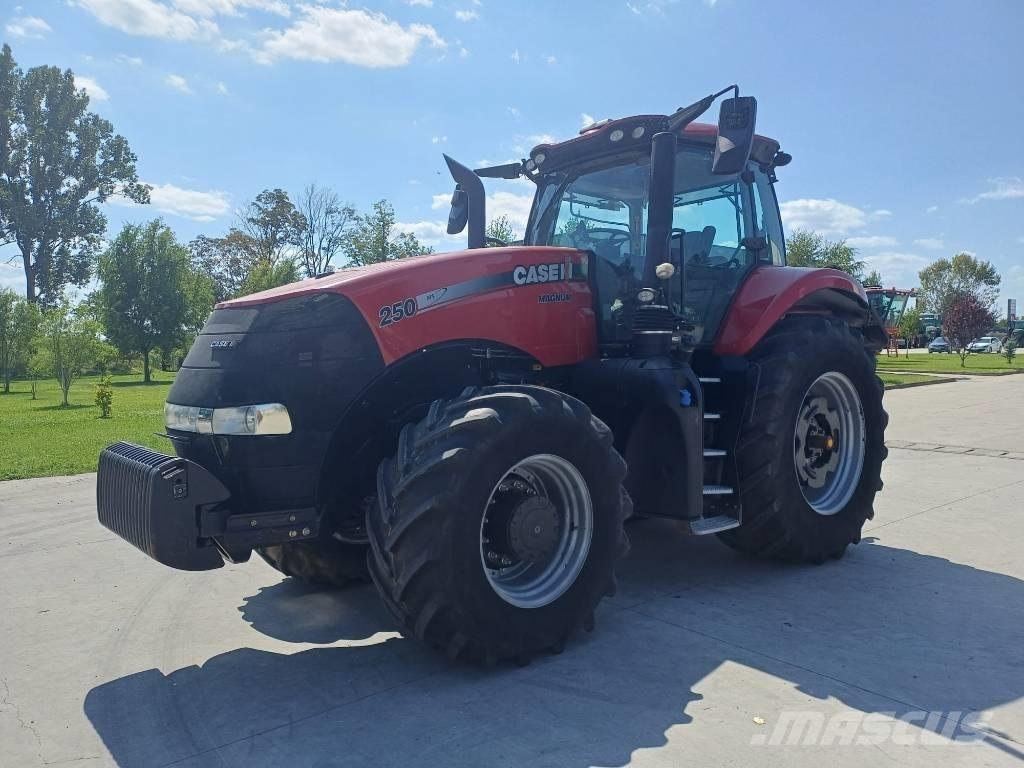 Case IH Magnum 250 Tratores Agrícolas usados