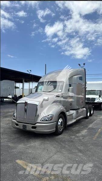 Kenworth T680 Cavalos Mecânicos