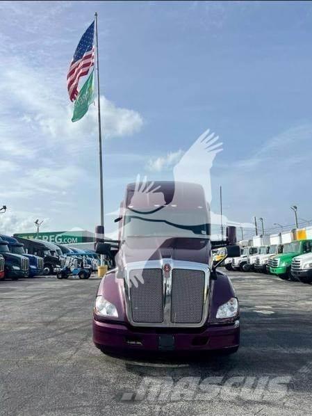 Kenworth T680 Cavalos Mecânicos