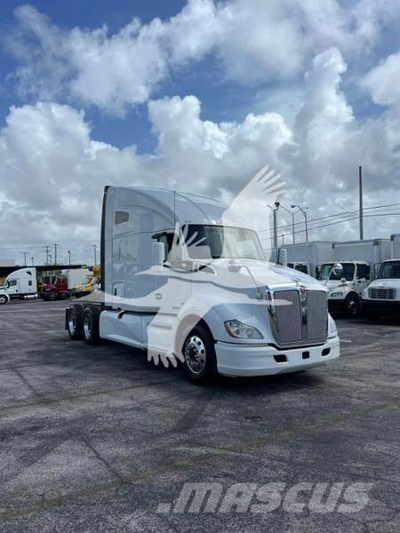 Kenworth T680 Cavalos Mecânicos