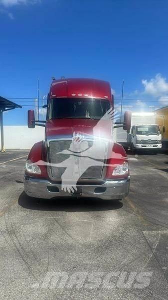 Kenworth T680 Cavalos Mecânicos
