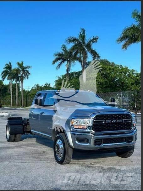RAM 5500 SLT Camiões de chassis e cabine