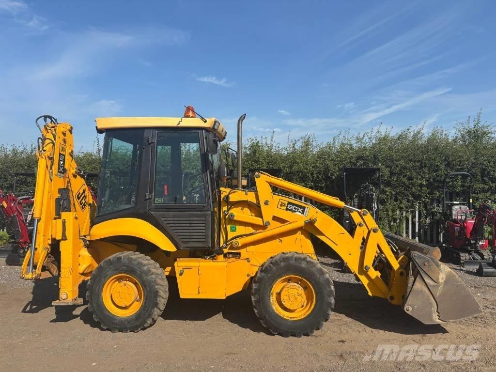 JCB 2CX Retroescavadeiras