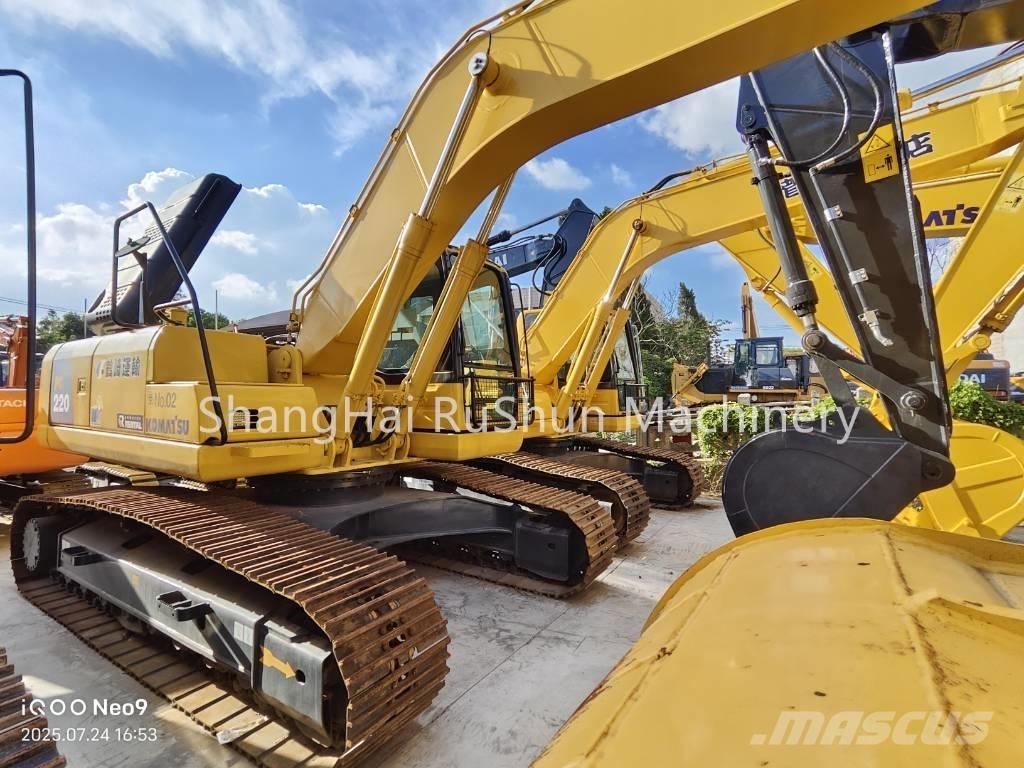 Komatsu 220-8 Escavadeiras de esteiras