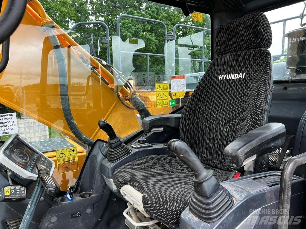 Hyundai HX 220 L Escavadeiras de esteiras