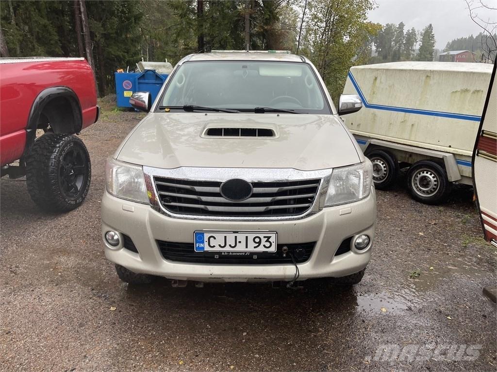 Toyota Hilux Camiões Municipais / Uso Geral
