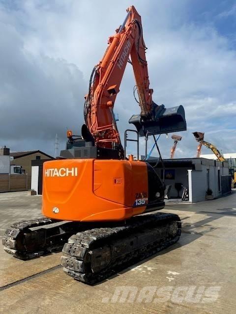 Hitachi 135 US-6 Escavadeiras de esteiras