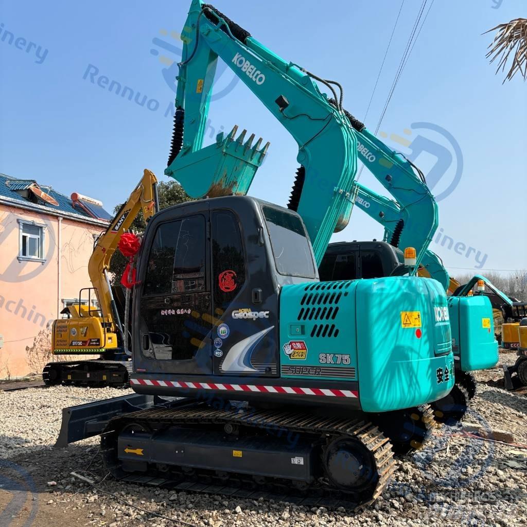 Kobelco SK75 Escavadeiras de esteiras