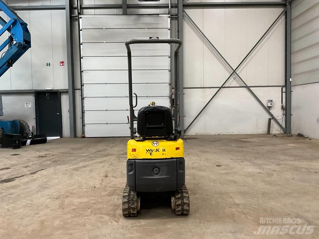 Neuson 803 Miniescavadeiras